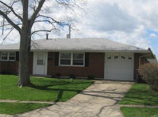 35 Catalpa Dr, Springboro, OH 45066