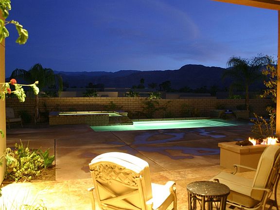 Beeautiful mountain views.