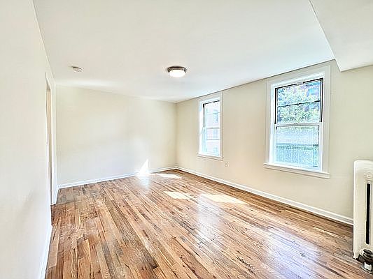 4th image of 34-32 91st St APT F23
