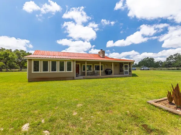 479 Park Rd #23, Oakville, TX 78060