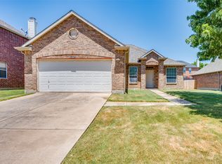 1913 Silver Leaf Dr, Little Elm, TX 75068
