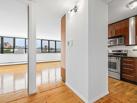 2nd image of 301 W 110th St APT 12B