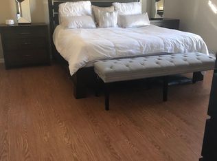 2550 SW 76th St #220, Gainesville, FL 32608