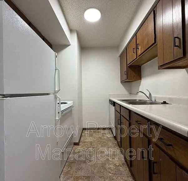 1431 D St #1 — Photo 5