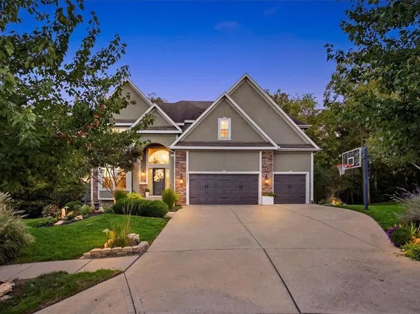 23811 W 121st St, Olathe, KS 66061