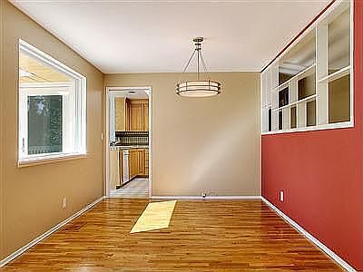 Large dining room adjacent to kitchen and living room - easy for large groups!