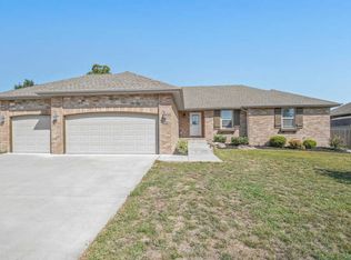 4809 W Skyler Dr, Springfield, MO 65802