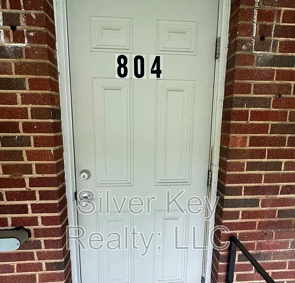 804 Ingleside Ave #3 — Photo 2