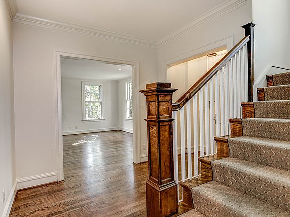 Welcoming entry
