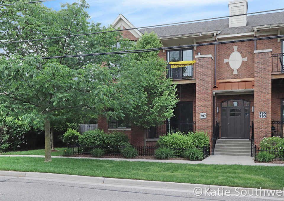 1st image of 797 Bagley Ave SE