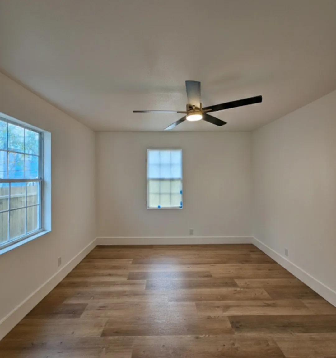 1 bed, 500 sqft, $1,050 — Photo 3