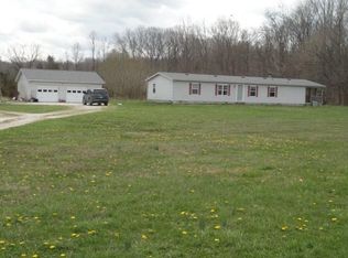 3126 White Rd, Spencer, IN 47460