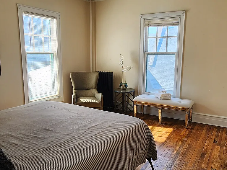 St. James Court Historic Apartments — Photo 35
