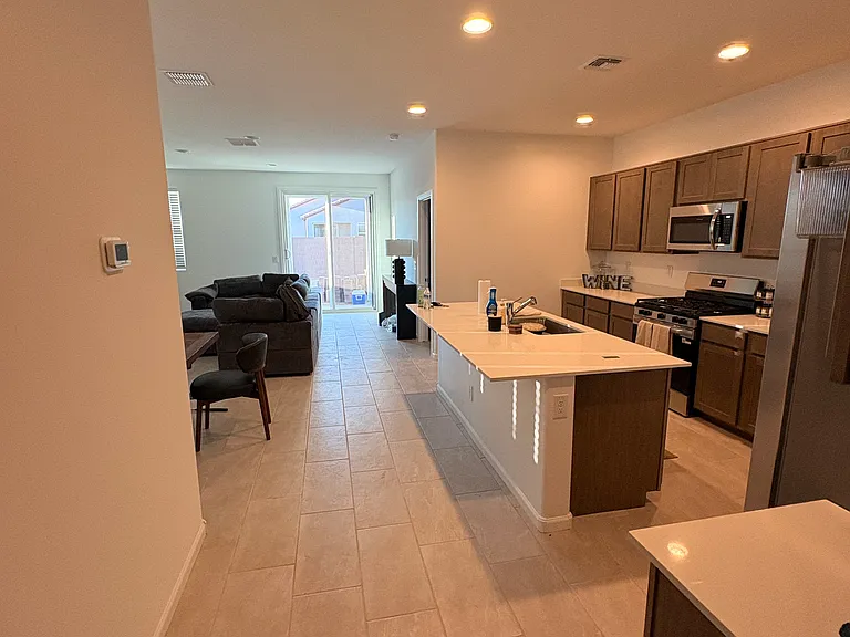 9840 W Monterey Way — Photo 4