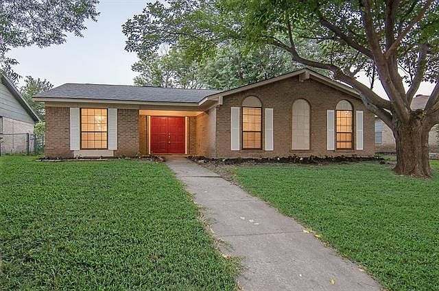 1st image of 2226 Briarmeadow Dr