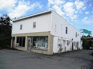 2nd image of 321 Broadway