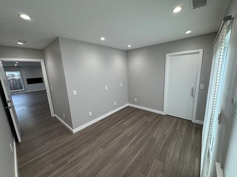Fifth Bedroom (Office with Closet)