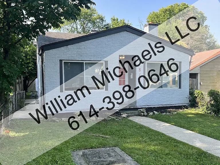 817 E Como Ave — Photo 1