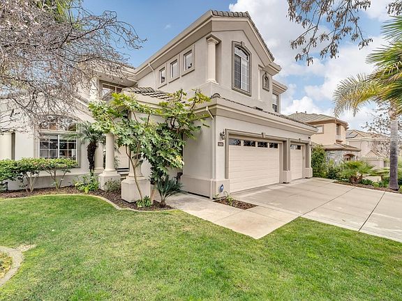 3rd image of 5623 Snowdon Pl