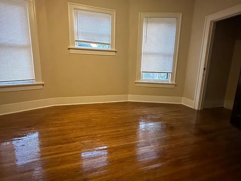 41 Gilbert Ave #E — Photo 23
