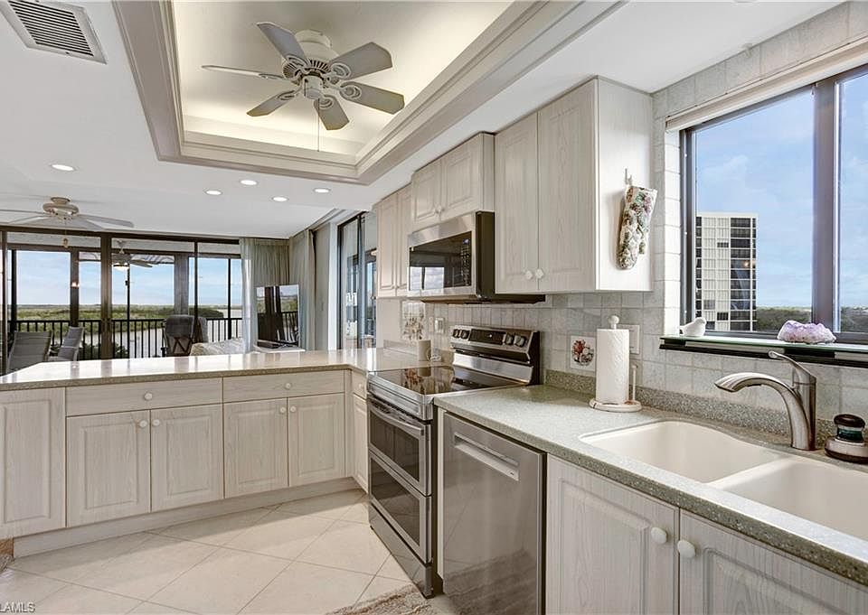 1st image of 26171 Hickory BLVD #5B