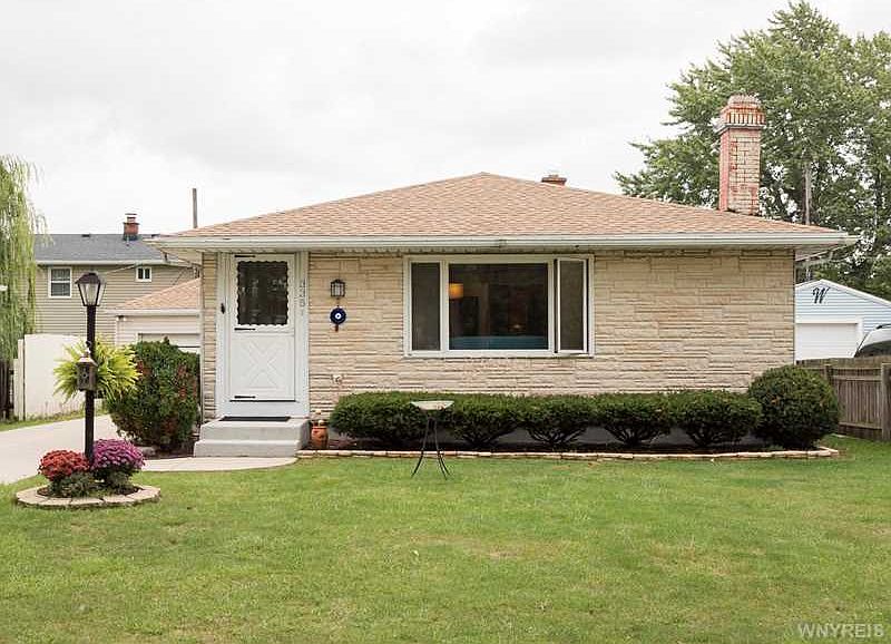1st image of 335 Maldiner Ave