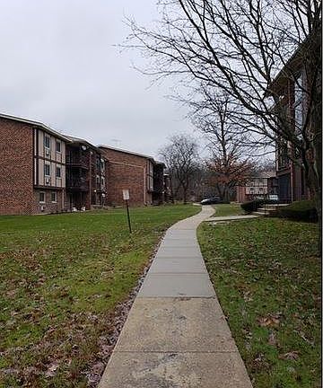 3rd image of 23439 S Western Ave APT D44
