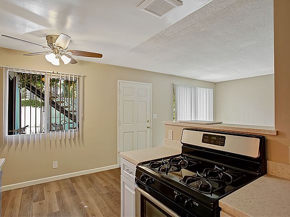 4th image of 1120 Laguna St APT 5