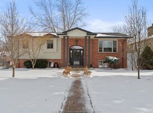 405 State St, Lasalle, ON N9J3G1