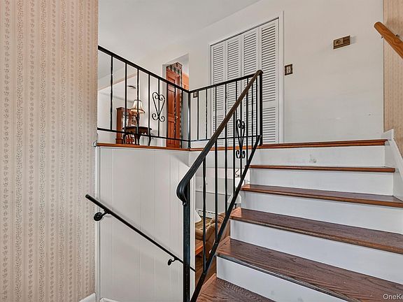 4th image of 24 Meadow Street