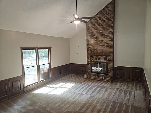 3rd image of 5719 Waldwick Rd