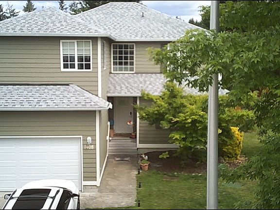 3rd image of 1408 Chatham Dr SE