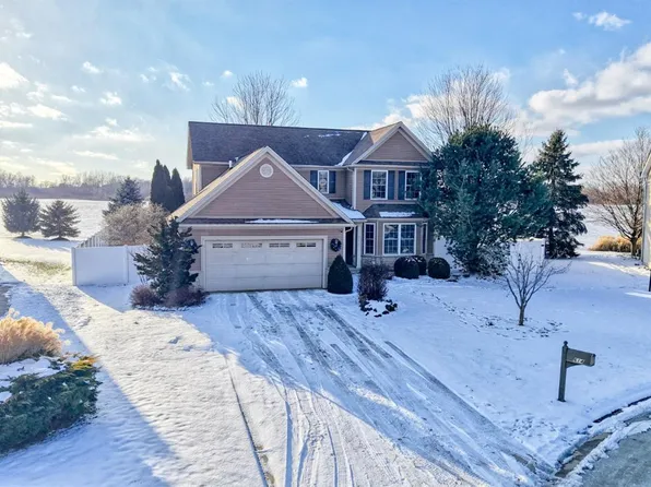 614 Wood Duck Ct, Huron, OH 44839