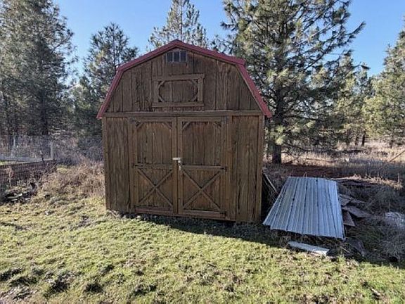 3rd image of 16220 S Sherman Rd