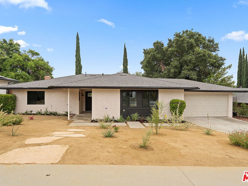 1st image of 974 La Canada Verdugo Rd