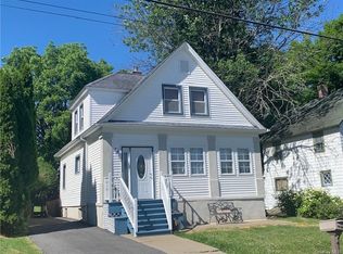 20 Maple Ave, Chester, NY 10918
