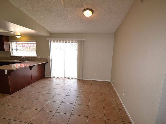4th image of 12926 Sunnyglen Dr