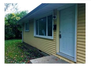 1201 Joanne Ln, Champaign, IL