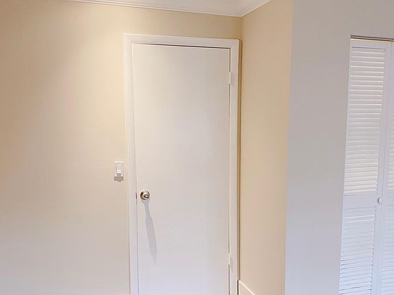 3rd image of 1373 Cottonwood Cir