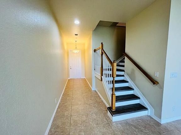 2nd image of 25 Beechdale Ln