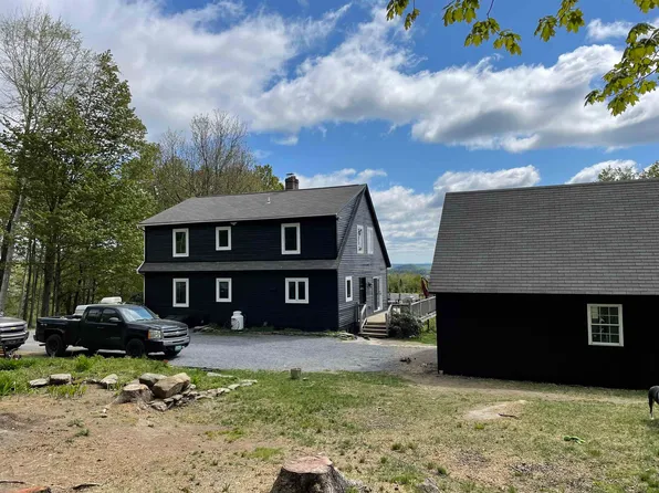 3420 West Hill Drive, Readsboro, VT 05350