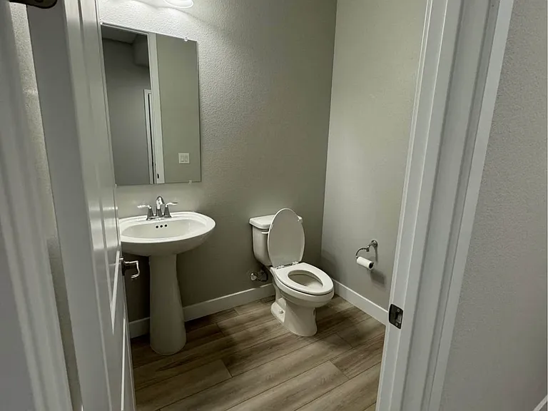 10620 Carnes Ave — Photo 8
