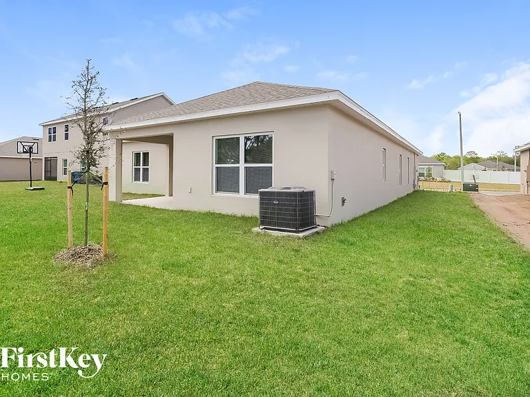 888 Avenal Ln — Photo 14