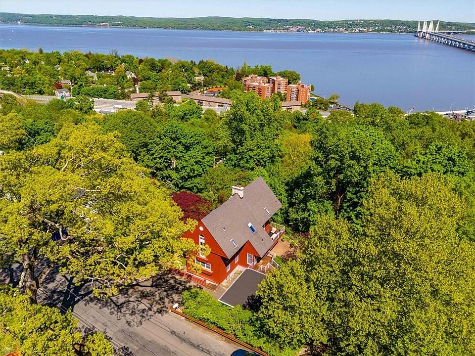 1st image of 24 Shadyside Avenue