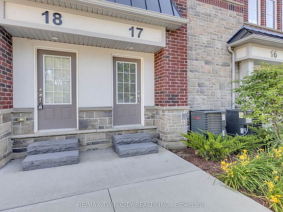 3rd image of 677 Park Rd N #17