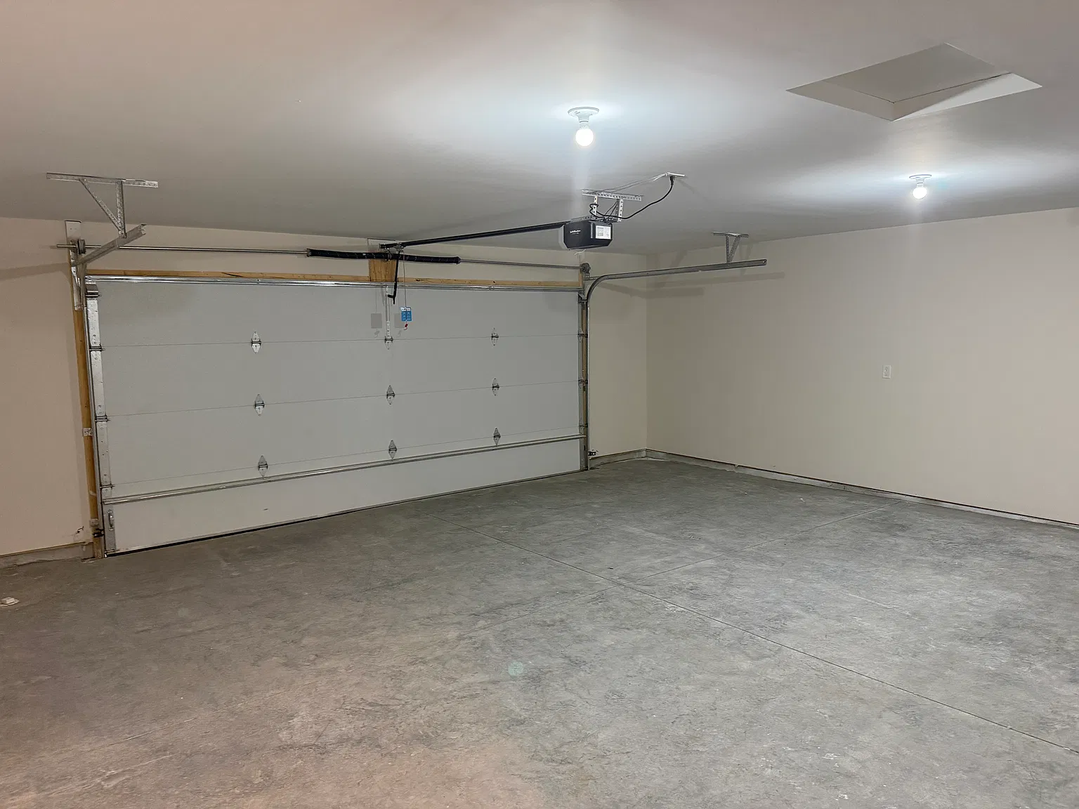2 bed, $2,250 — Photo 2