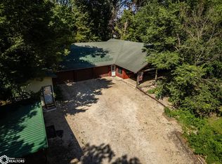 1948 Underwood Ave, Marshalltown, IA 50158