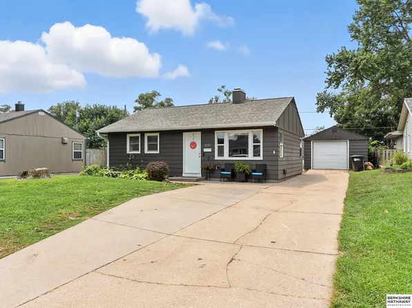 3120 S 38th Ave, Omaha, NE 68105