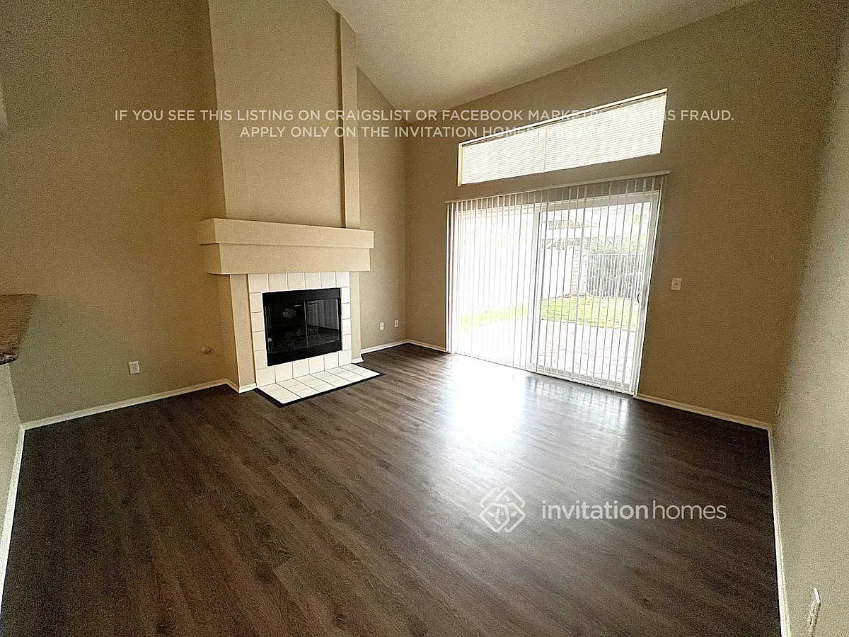 Building Photo - 5777 El Palomino Dr
