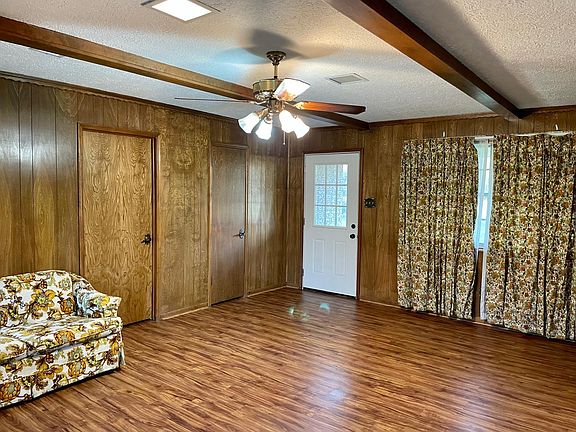3rd image of 142 County Road 441